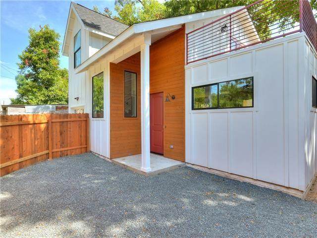 904 2nd St - Photo 1