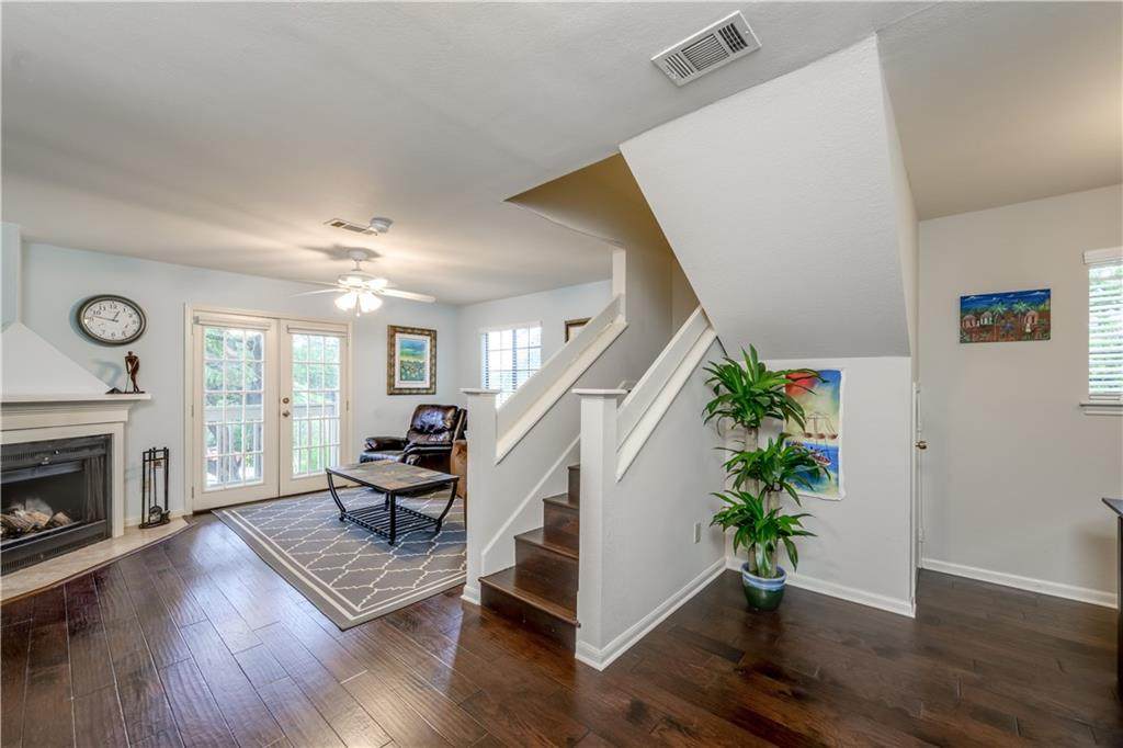 1506 Forest Trl - Photo 1