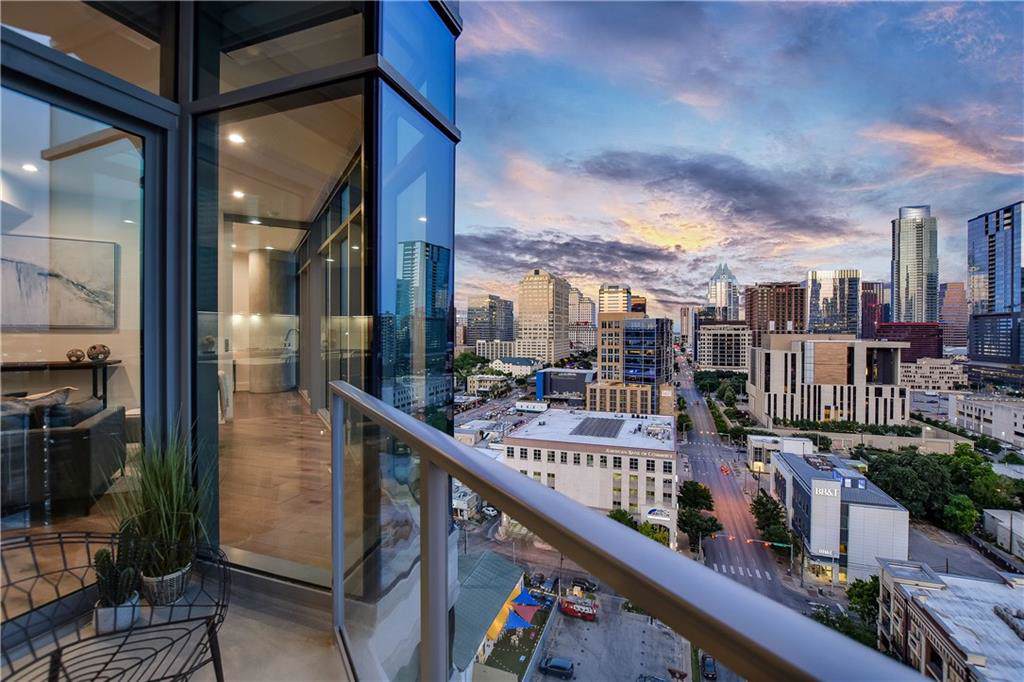 501 West Ave - Photo 1
