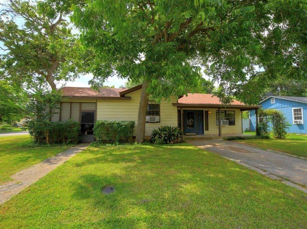 620 Barbara Dr - Photo 1
