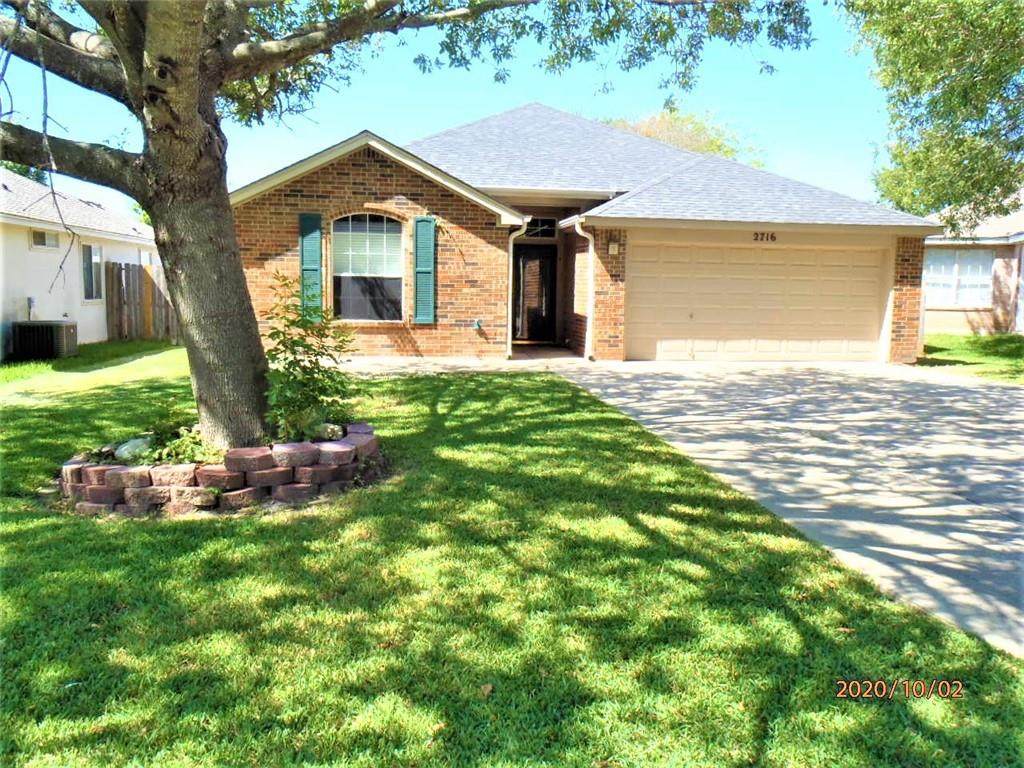 2716 Greenbriar Ct - Photo 1