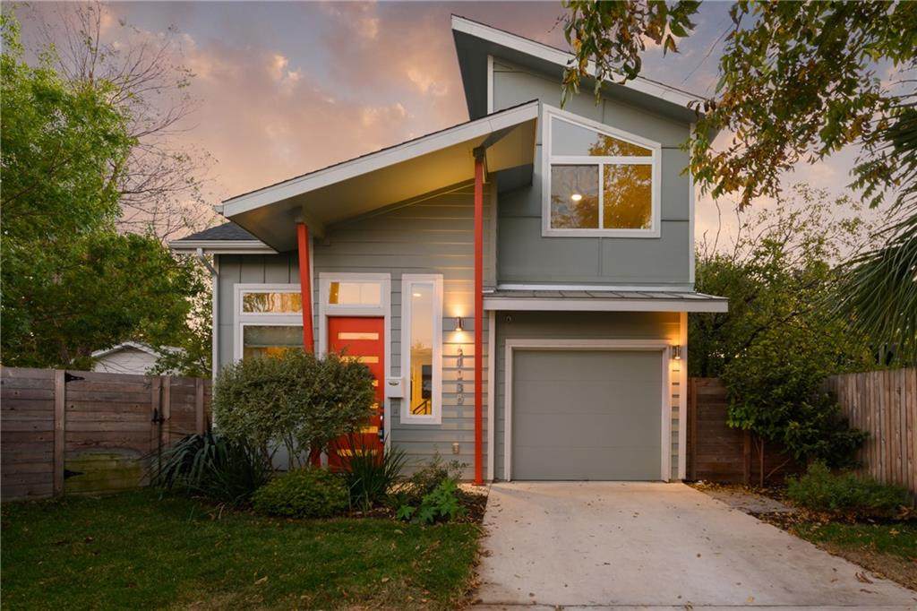 2103 Payne Ave - Photo 1
