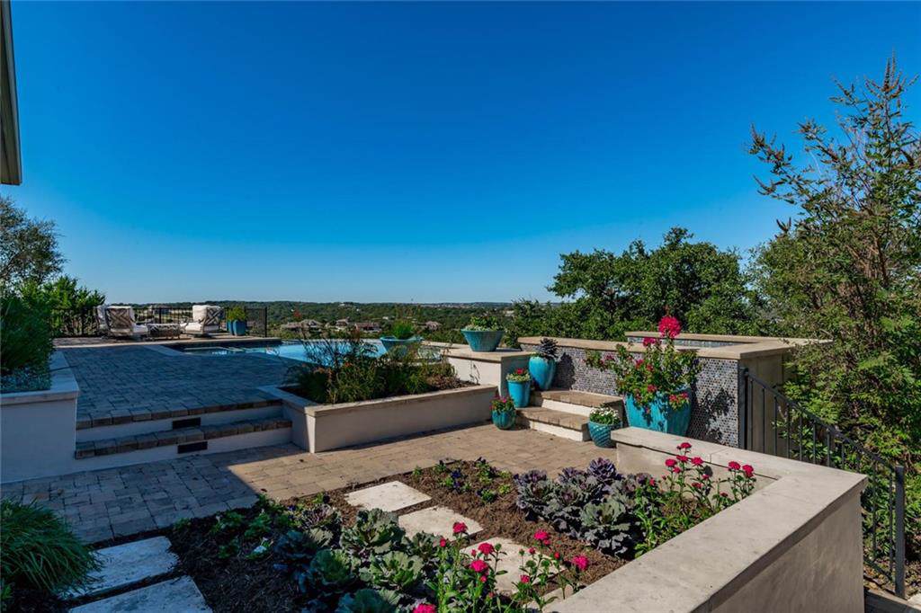 100 Honey Locust Ct - Photo 1