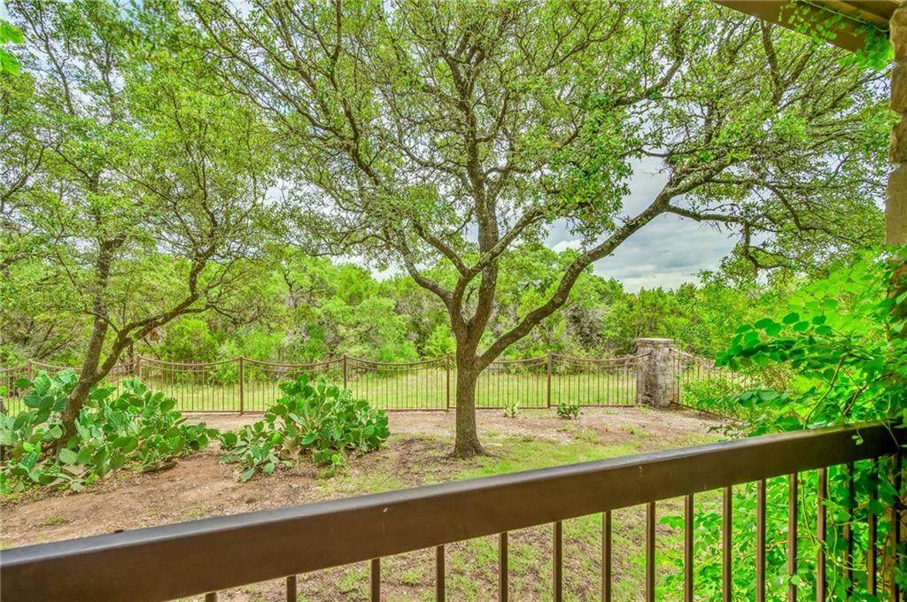 7800 Southwest Pkwy - Photo 1