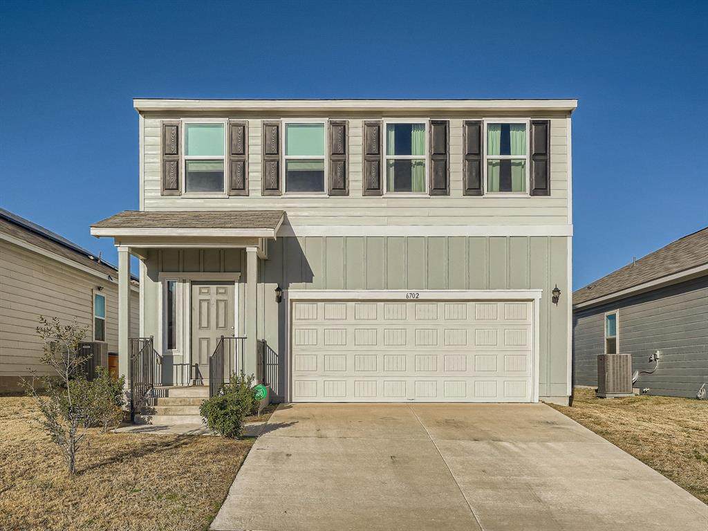 6702 Routenburn St - Photo 1