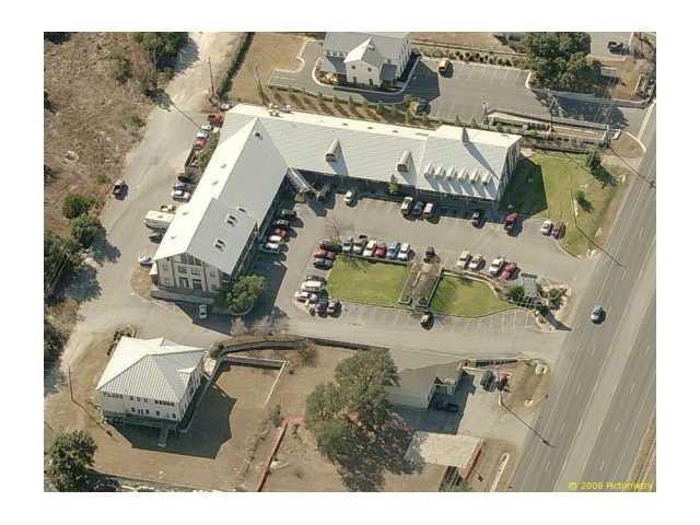 107 Ranch Road 620 - Photo 1