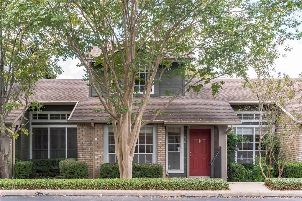 1015 Yager Ln - Photo 1