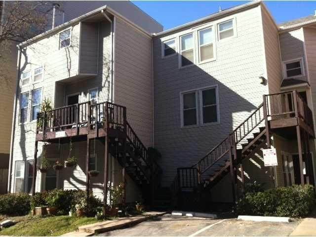 904 21st St - Photo 1