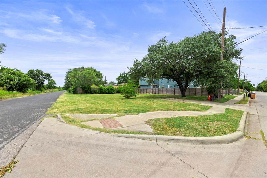 6817 Montana St - Photo 1