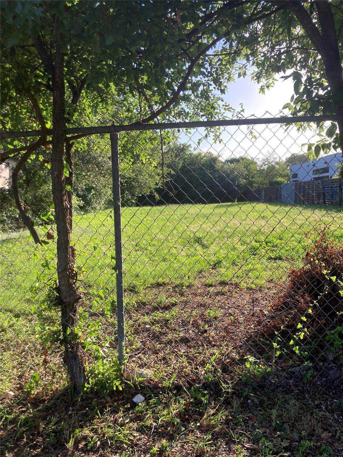 1192 B Comal St St - Photo 1