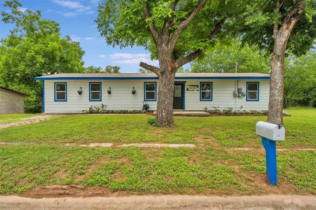 1002 S Pierce St - Photo 1