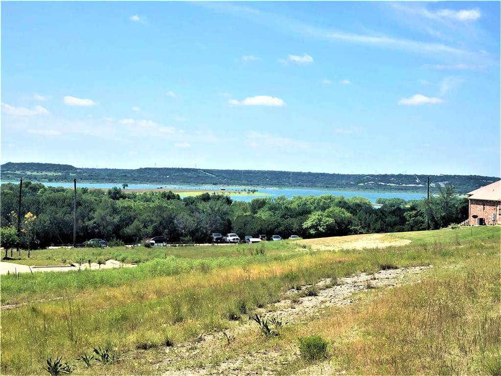 3501 Shoreline Dr - Photo 1