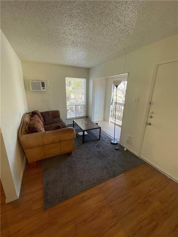 1011 23rd St - Photo 1