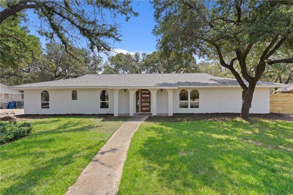9114 Balcones Club Dr - Photo 1
