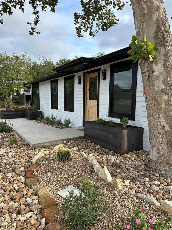 27320 Ranch Road 12 - Photo 1