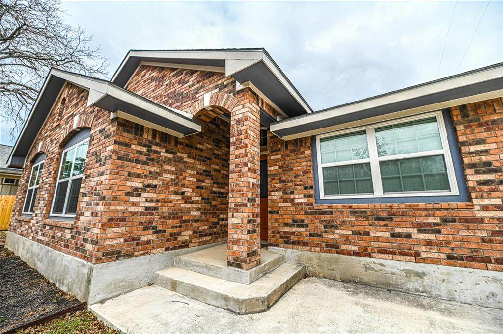 8 Stone Creek Cir - Photo 1