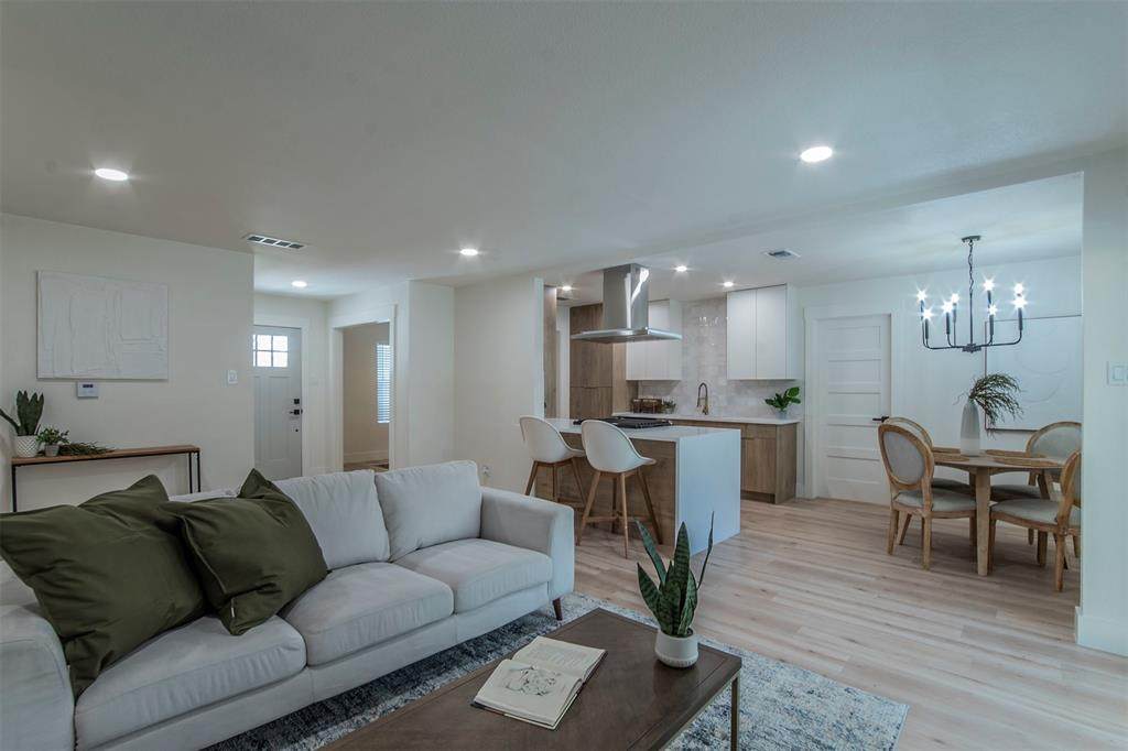 6304 Bexton Cir - Photo 1