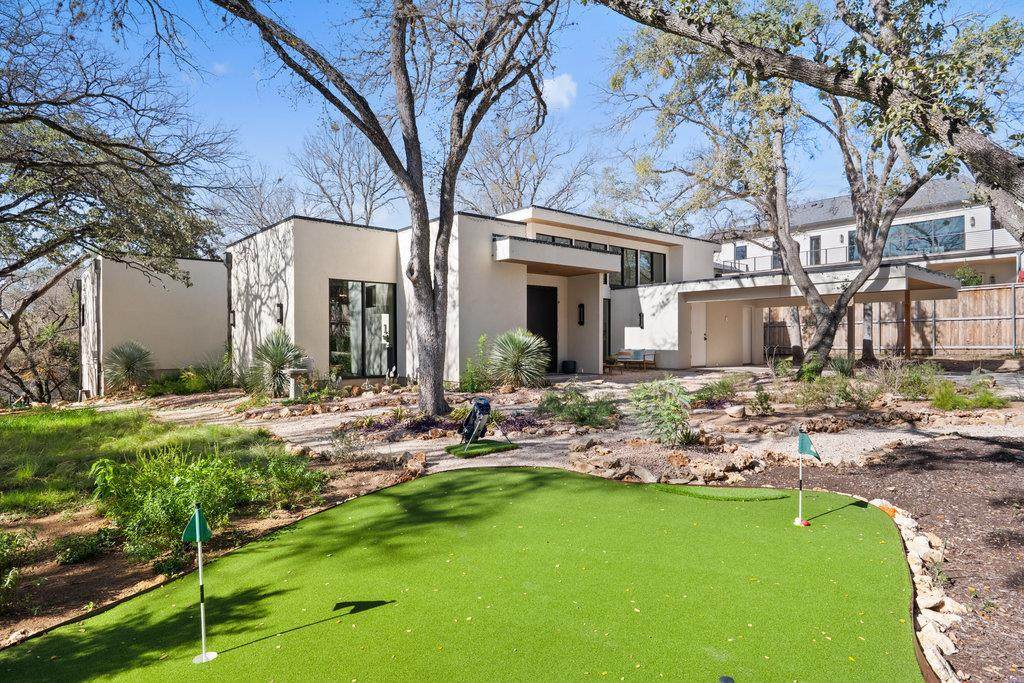 4 Westgate Cir - Photo 1