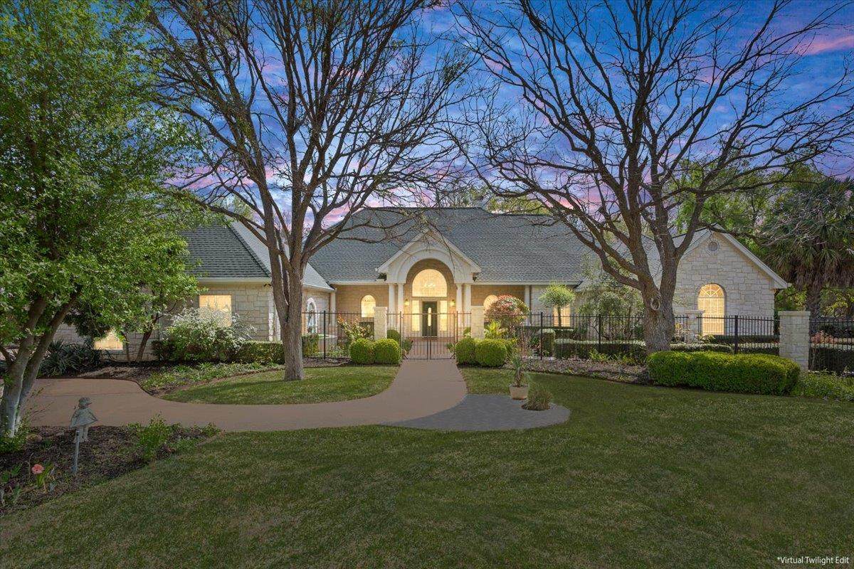 360 River Chase Blvd - Photo 1