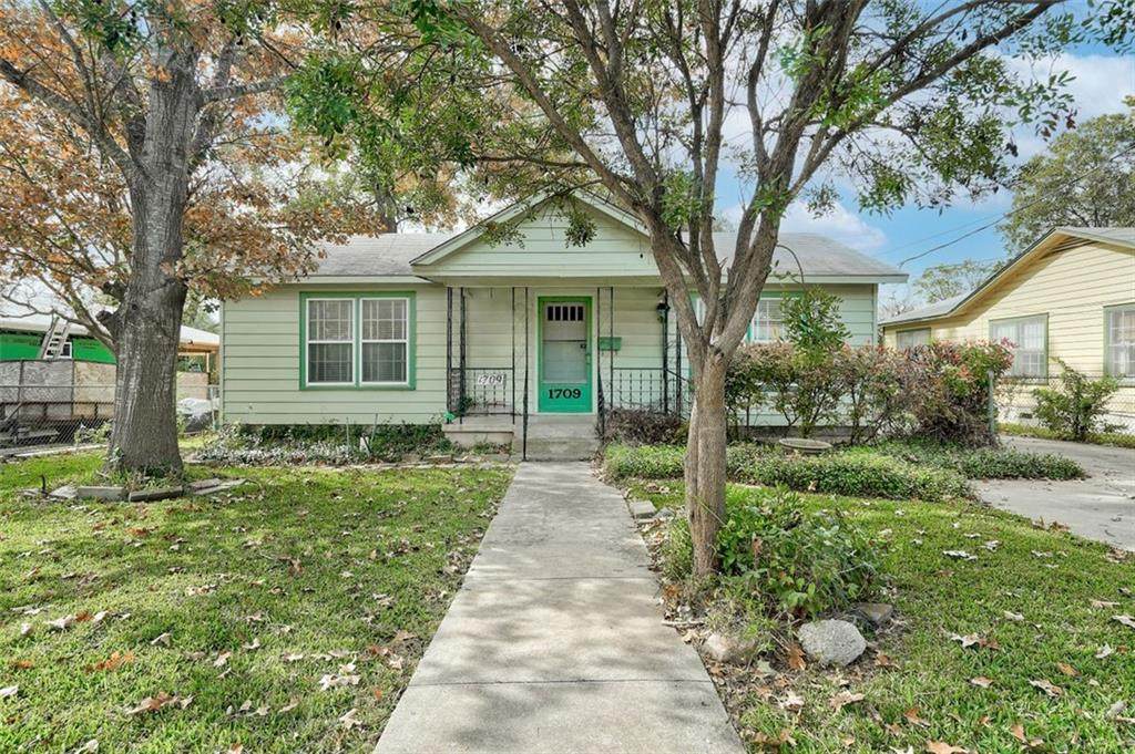 1709 Justin Ln - Photo 1
