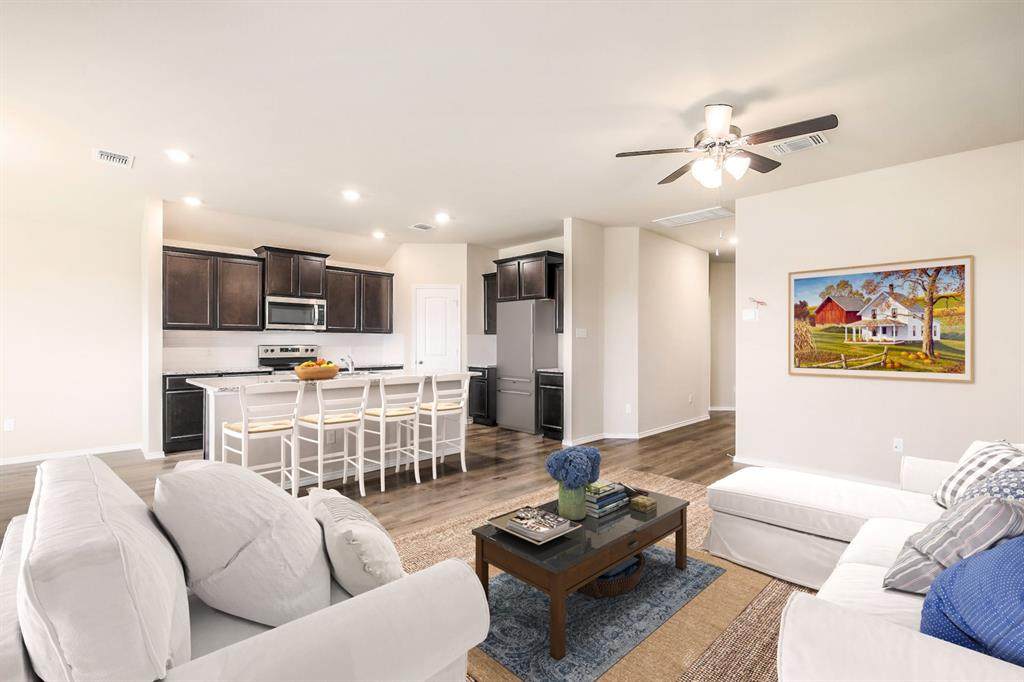 401 Yemen Dr - Photo 1