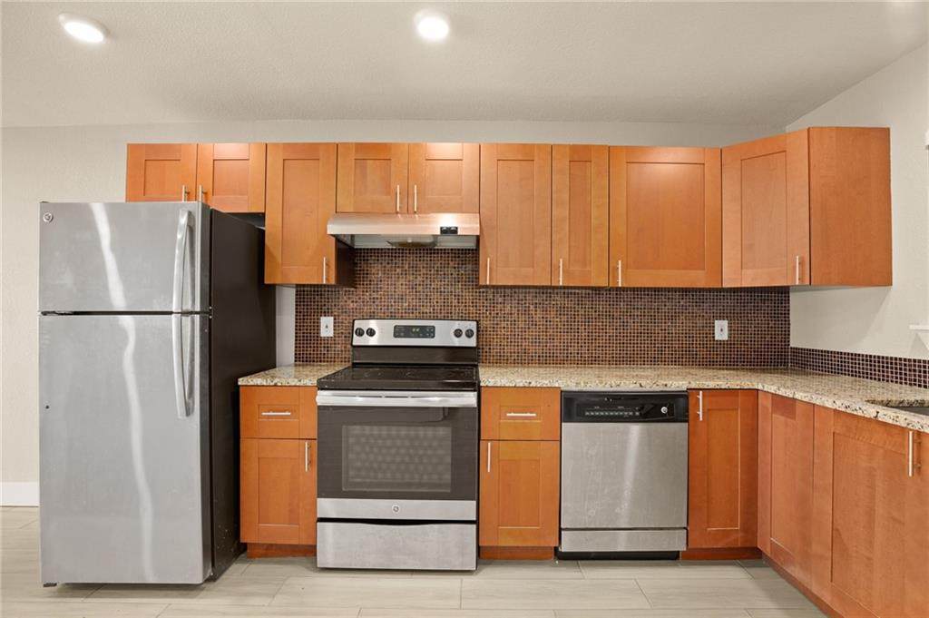 909 Reinli St - Photo 1