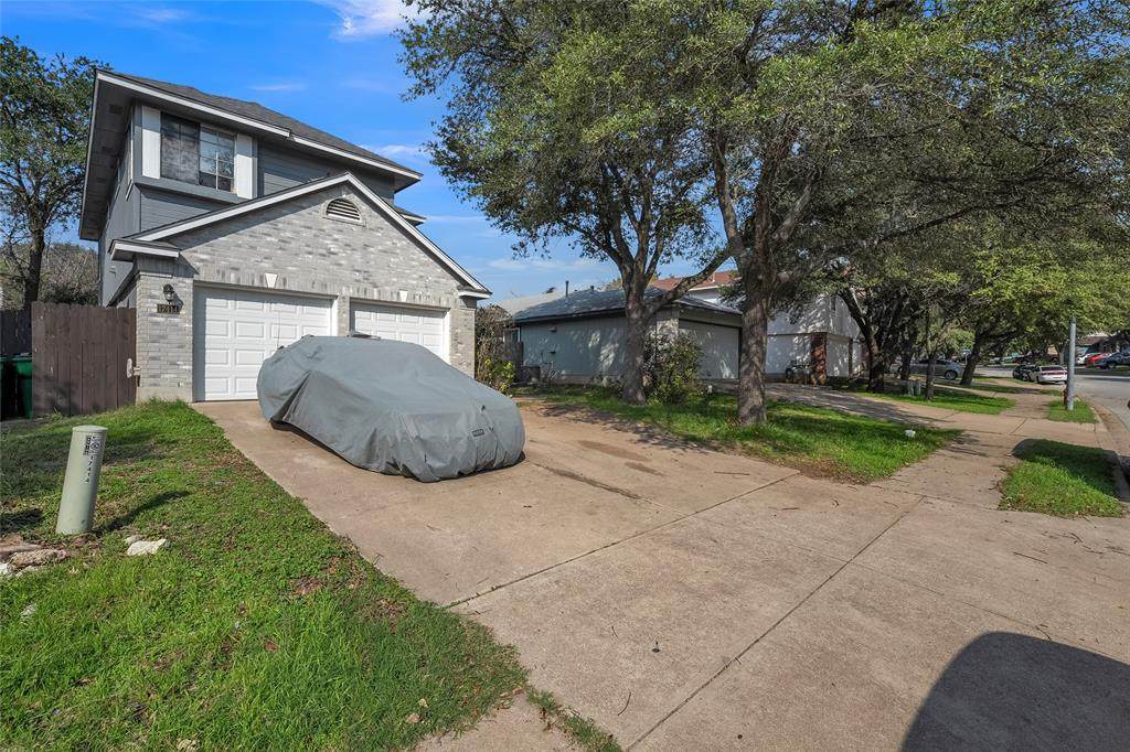 17414 Bishopsgate Dr - Photo 1