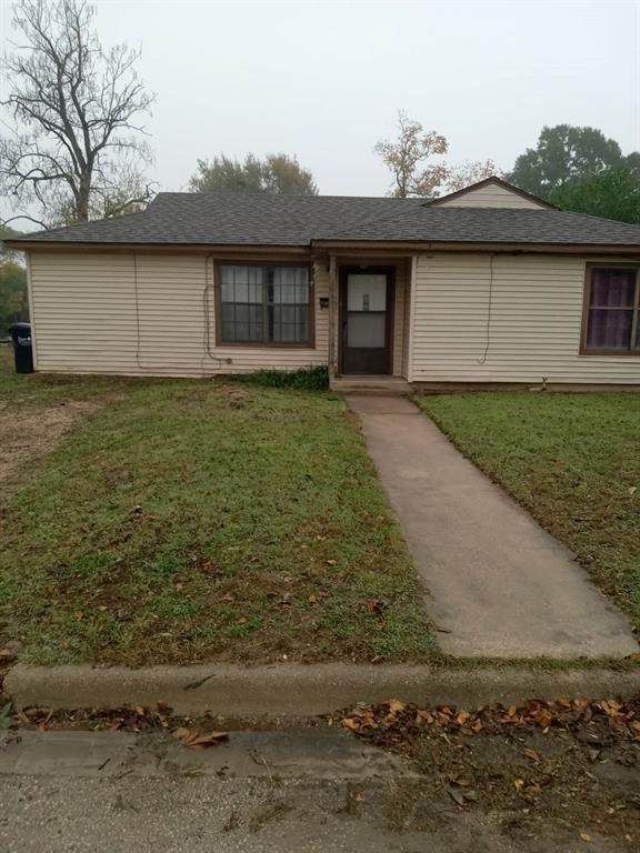728 Copeland St - Photo 1
