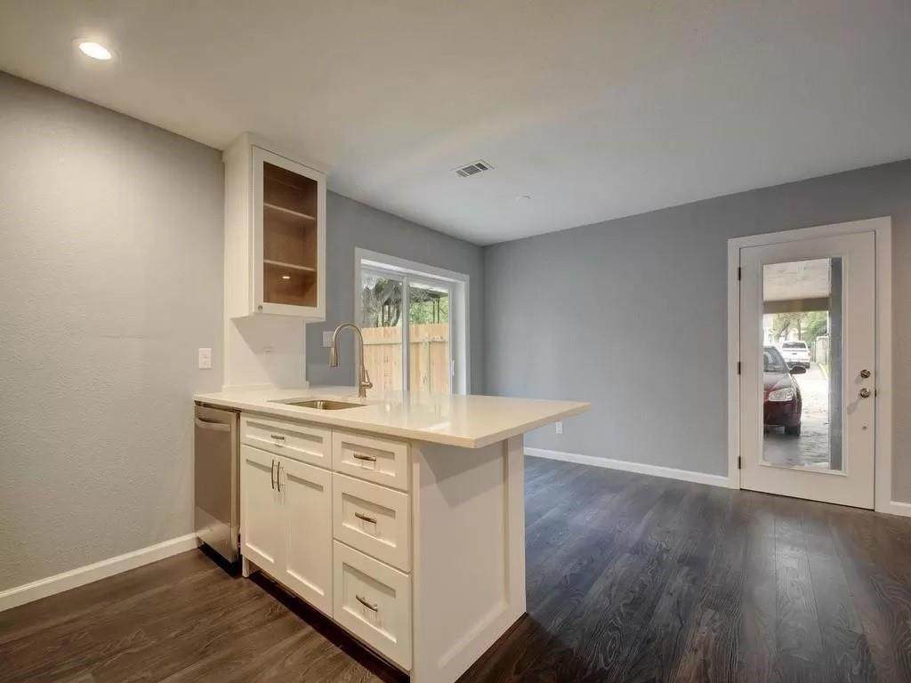 4702 Duval St - Photo 1