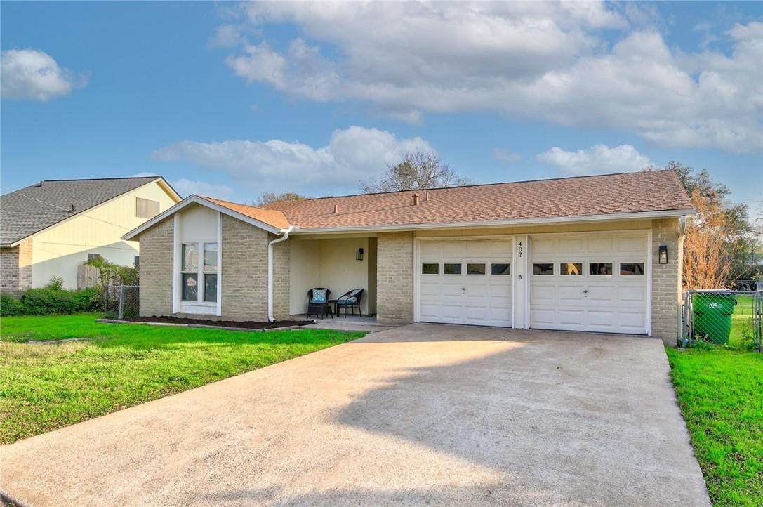 407 Buckboard Blvd - Photo 1