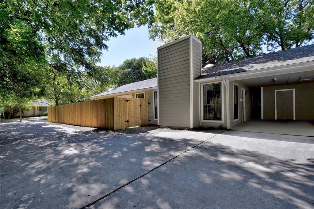 608 Genard St - Photo 1