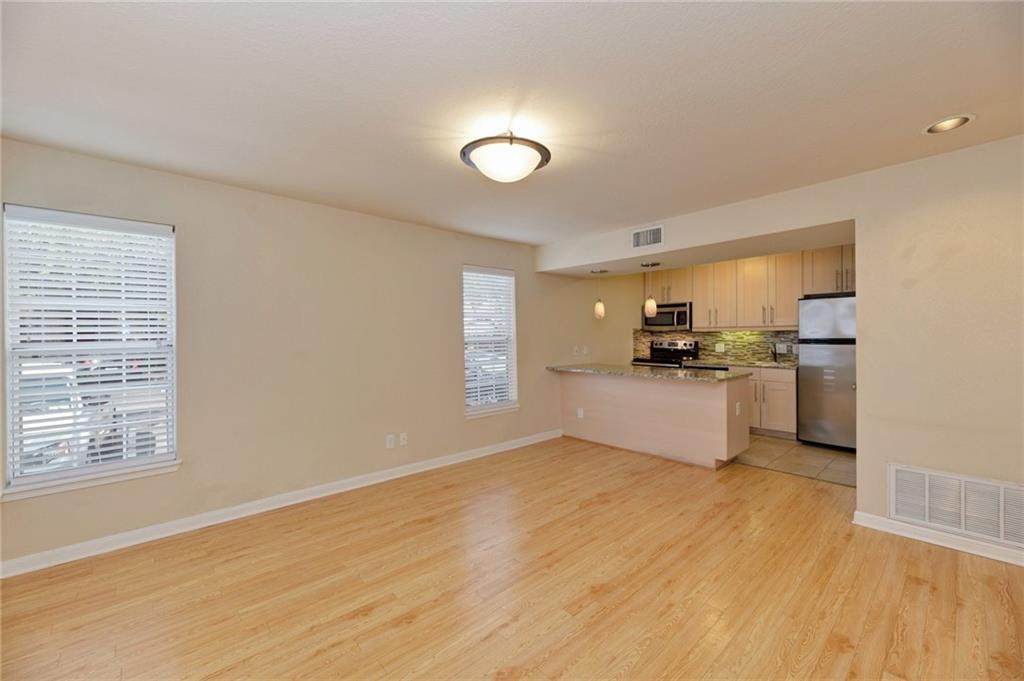 7685 Northcross Dr - Photo 1