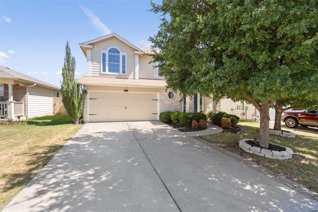 304 Pinnacle Dr - Photo 1