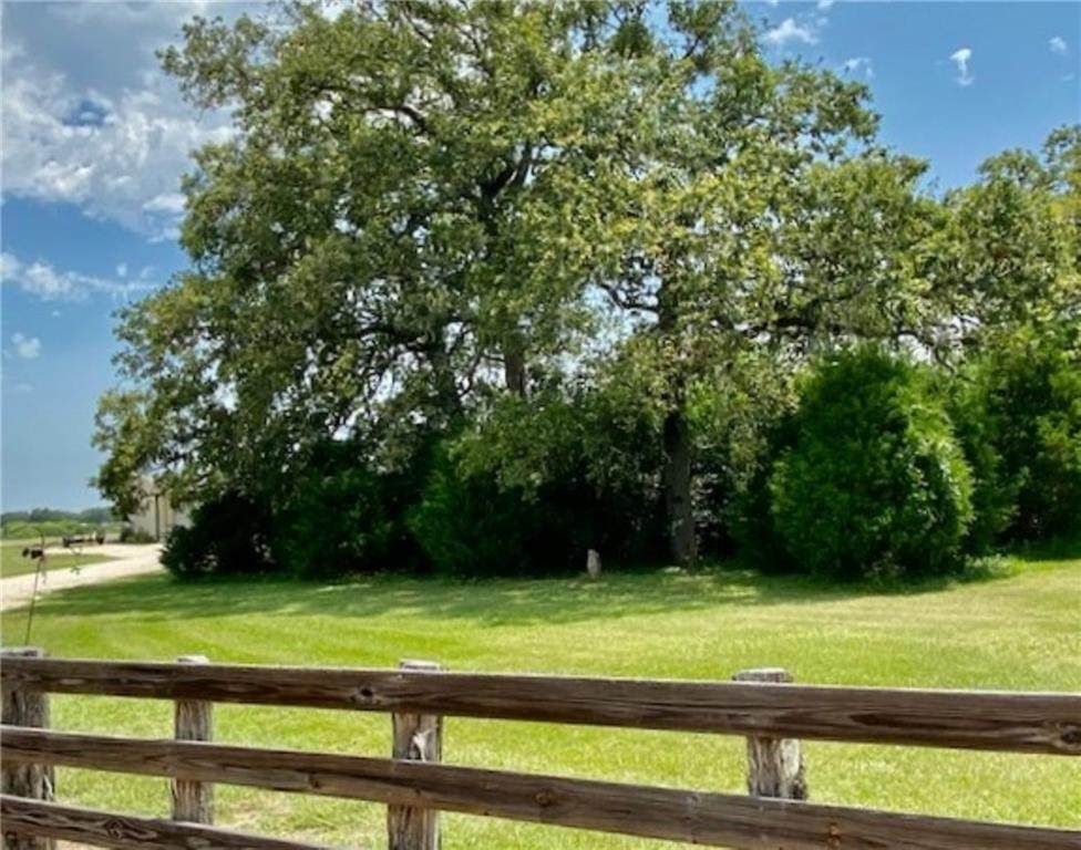 2603 Hwy 90 - Photo 1
