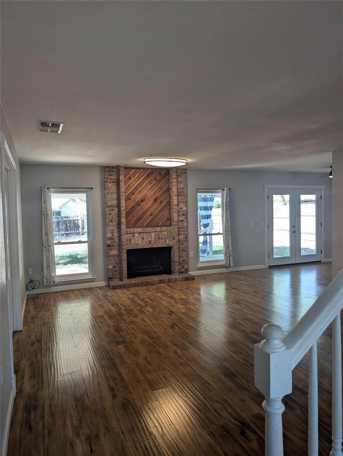 6719 Timberhill Dr - Photo 1