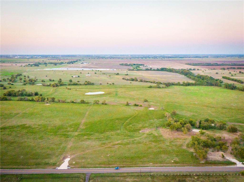 15695 Fm 107 - Photo 1