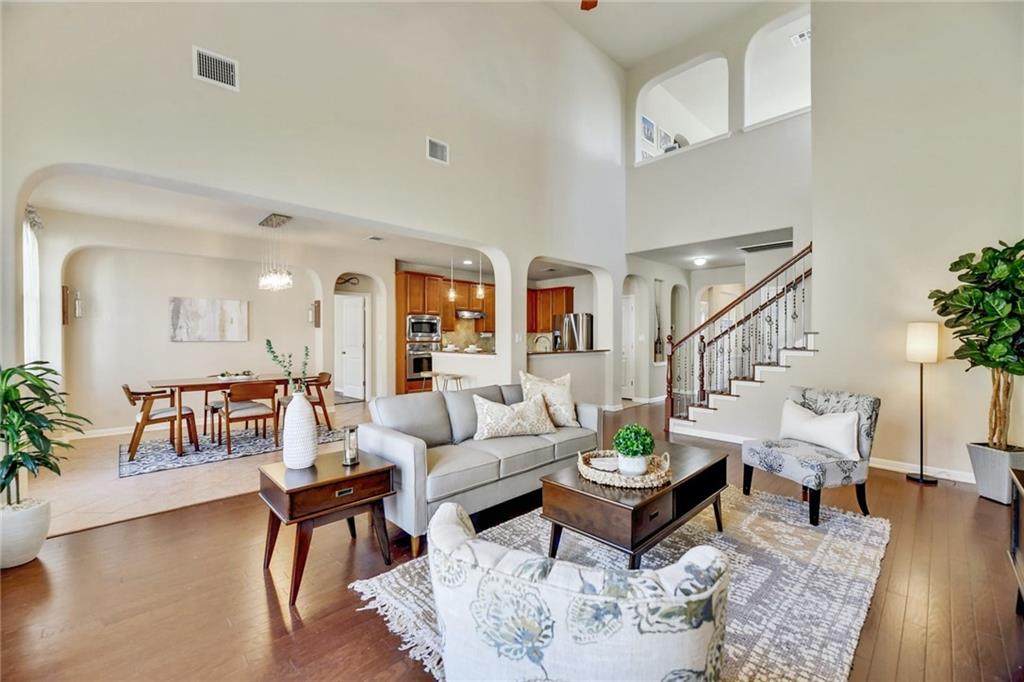 7904 Tusman Dr - Photo 1