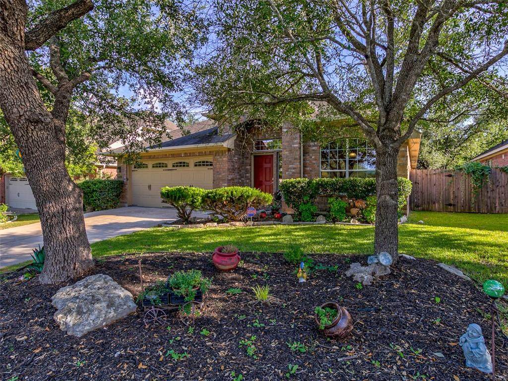 7917 Alophia Dr - Photo 1