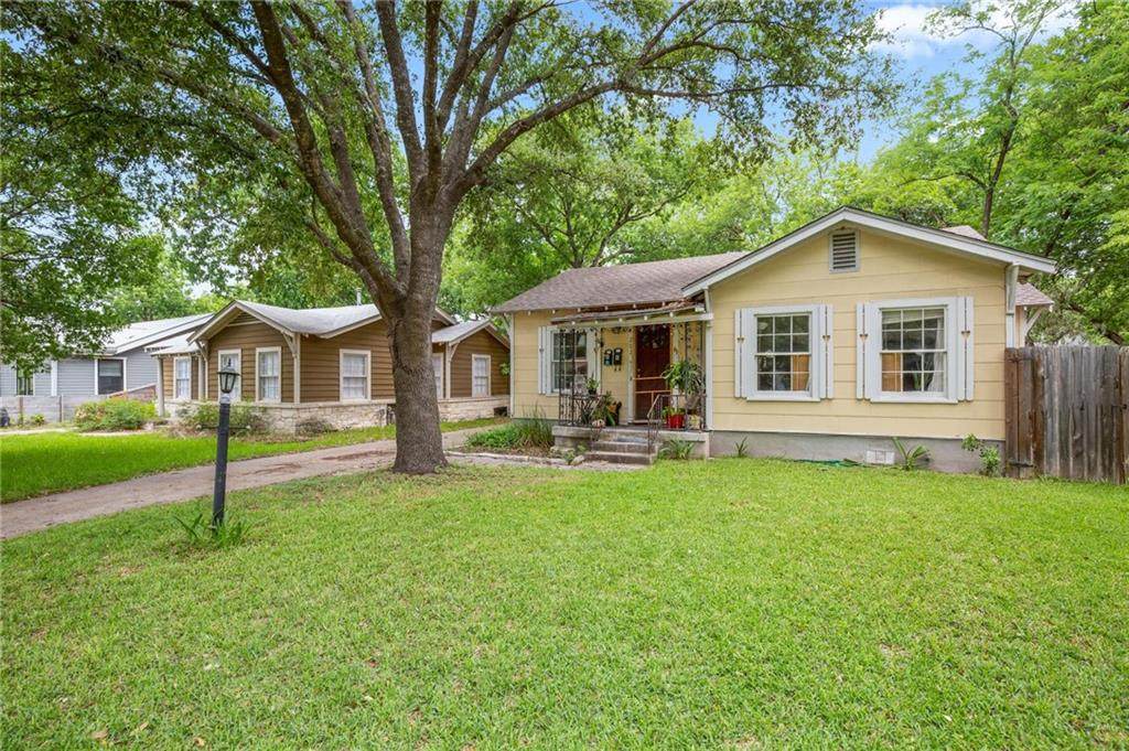 202 Franklin Blvd - Photo 1