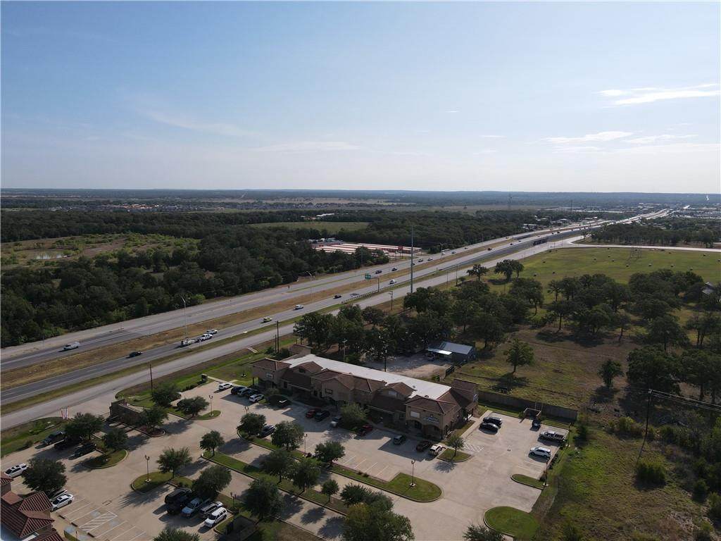 815 71 Highway - Photo 1