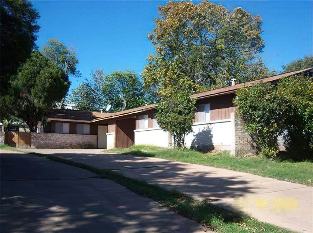 2404 Audubon Pl - Photo 1