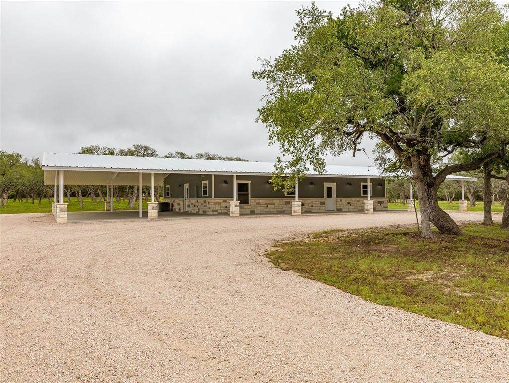 951 Live Oak Trl - Photo 1