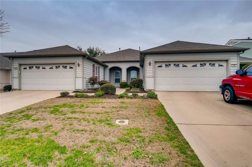 133 Dickens Cir - Photo 1