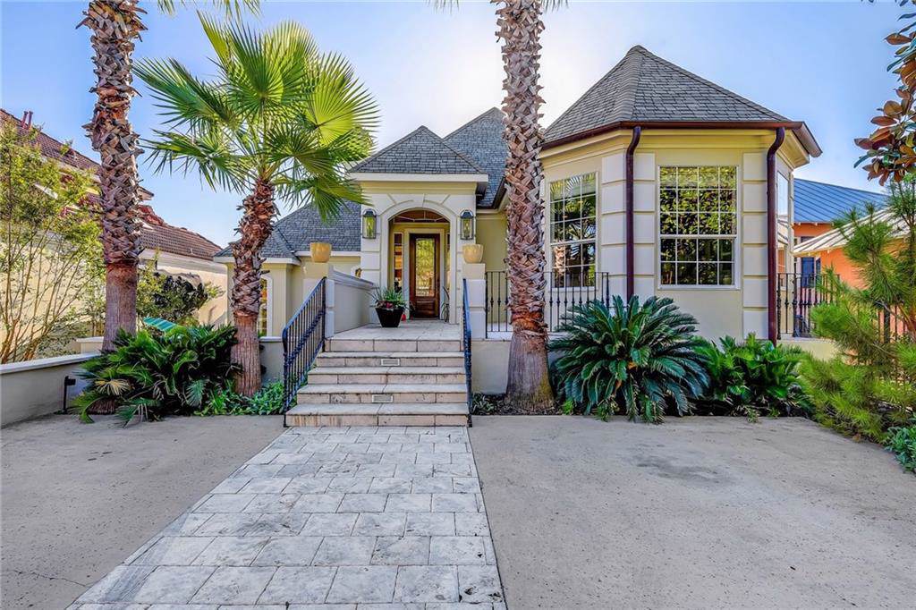10202 Echoridge Dr - Photo 1