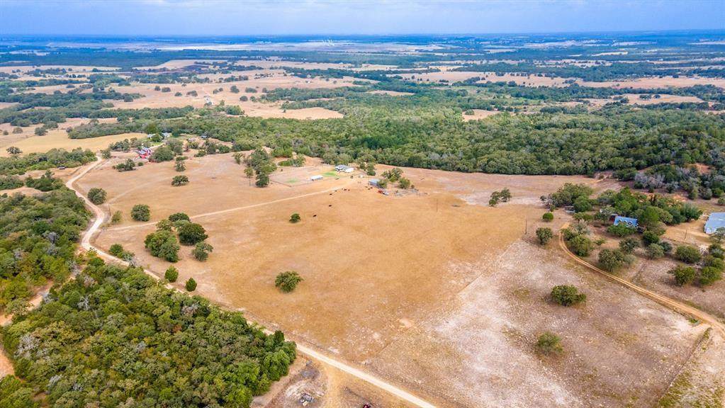 1539 Private Road 3051 - Photo 1