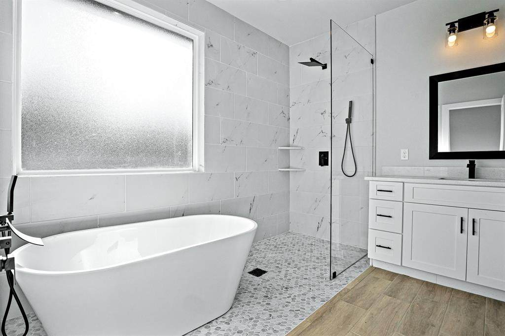 1350 Birch Ln - Photo 1
