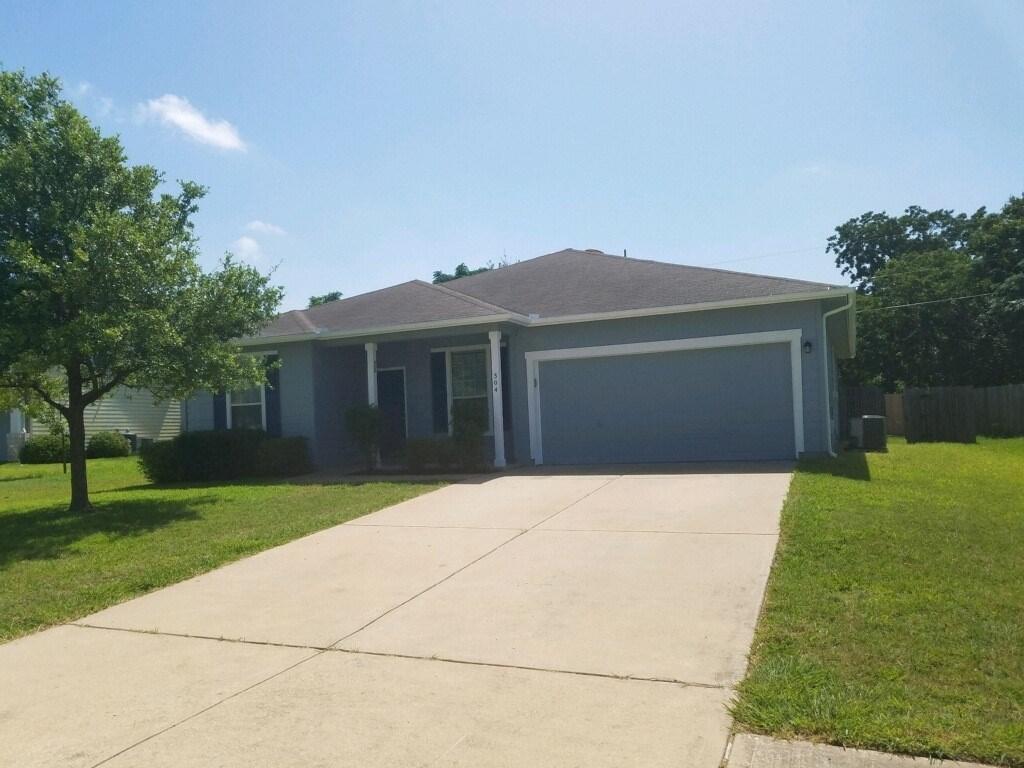 304 Whitfield St - Photo 1