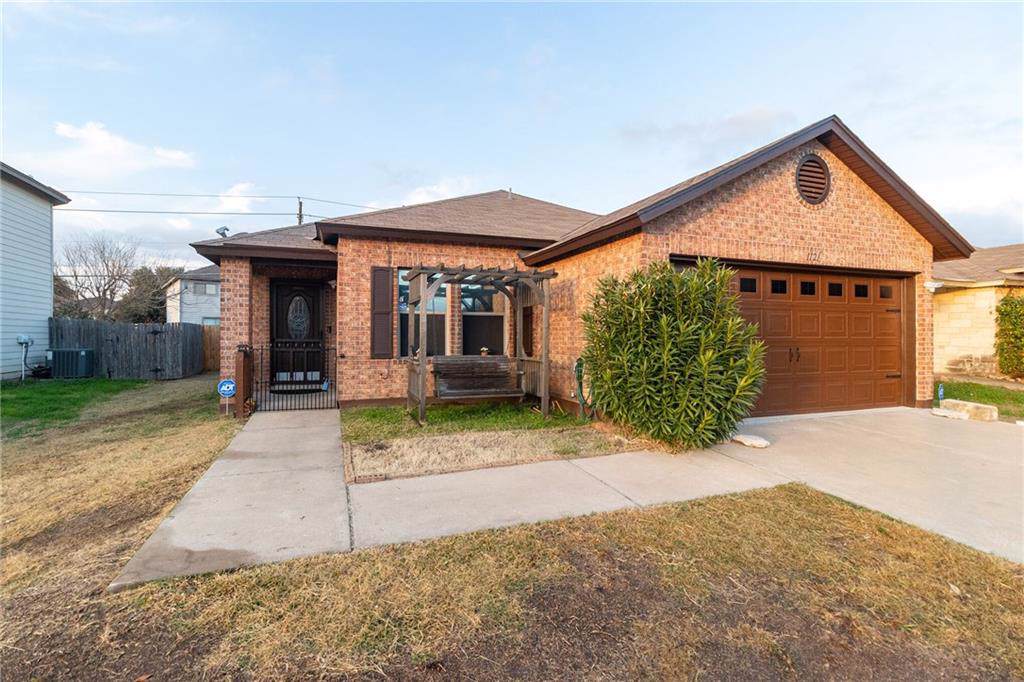 1121 Apollo Cir - Photo 1