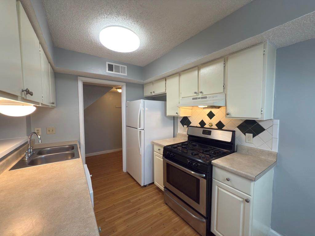 1312 Southport Dr - Photo 1