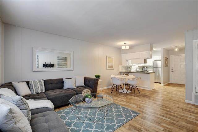 2122 Hancock Dr - Photo 1